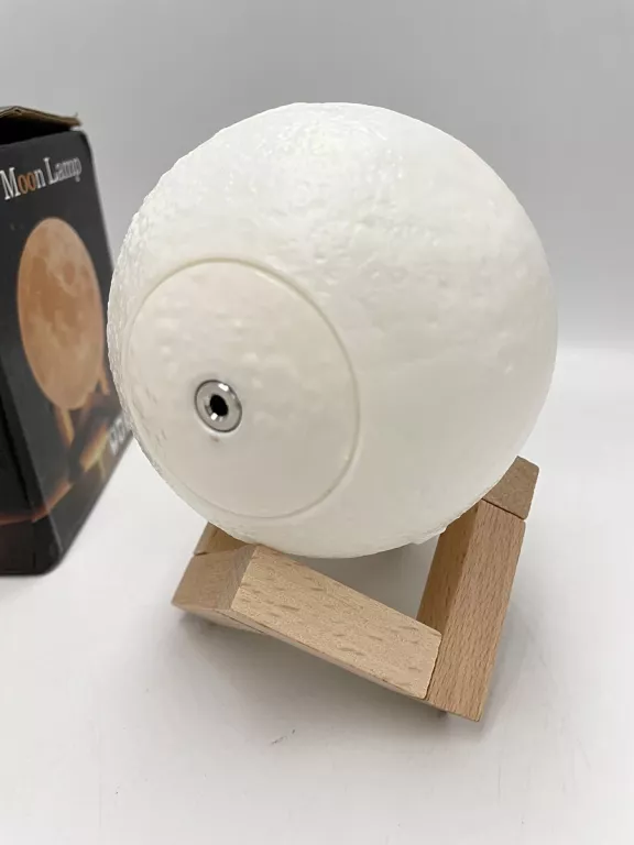 LAMPKA NOCNA KSIĘŻYC MOON 3D