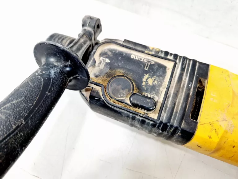 MŁOTOWIERTARKA DEWALT D25003K GB 650W