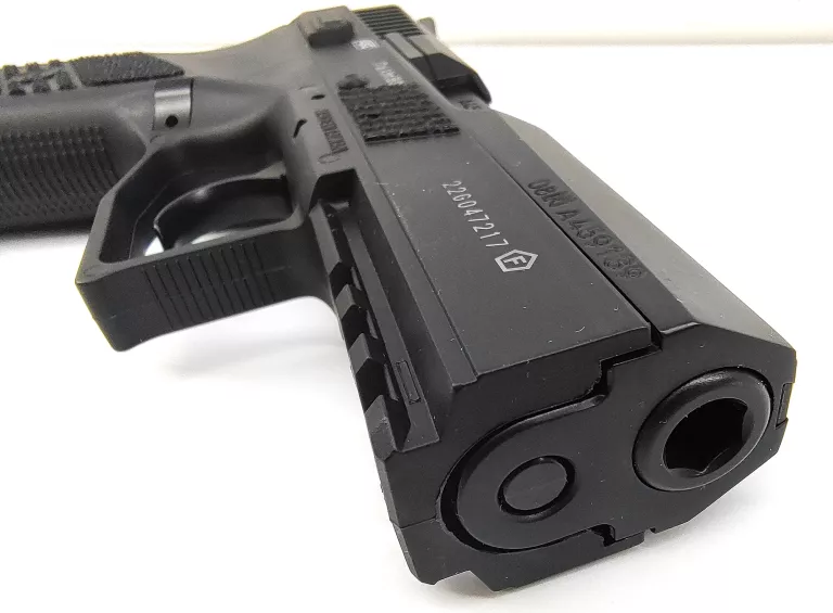 WIATRÓWKA CZ 75 P-07 DUTY BLOW BACK 4,5 MM KABURA