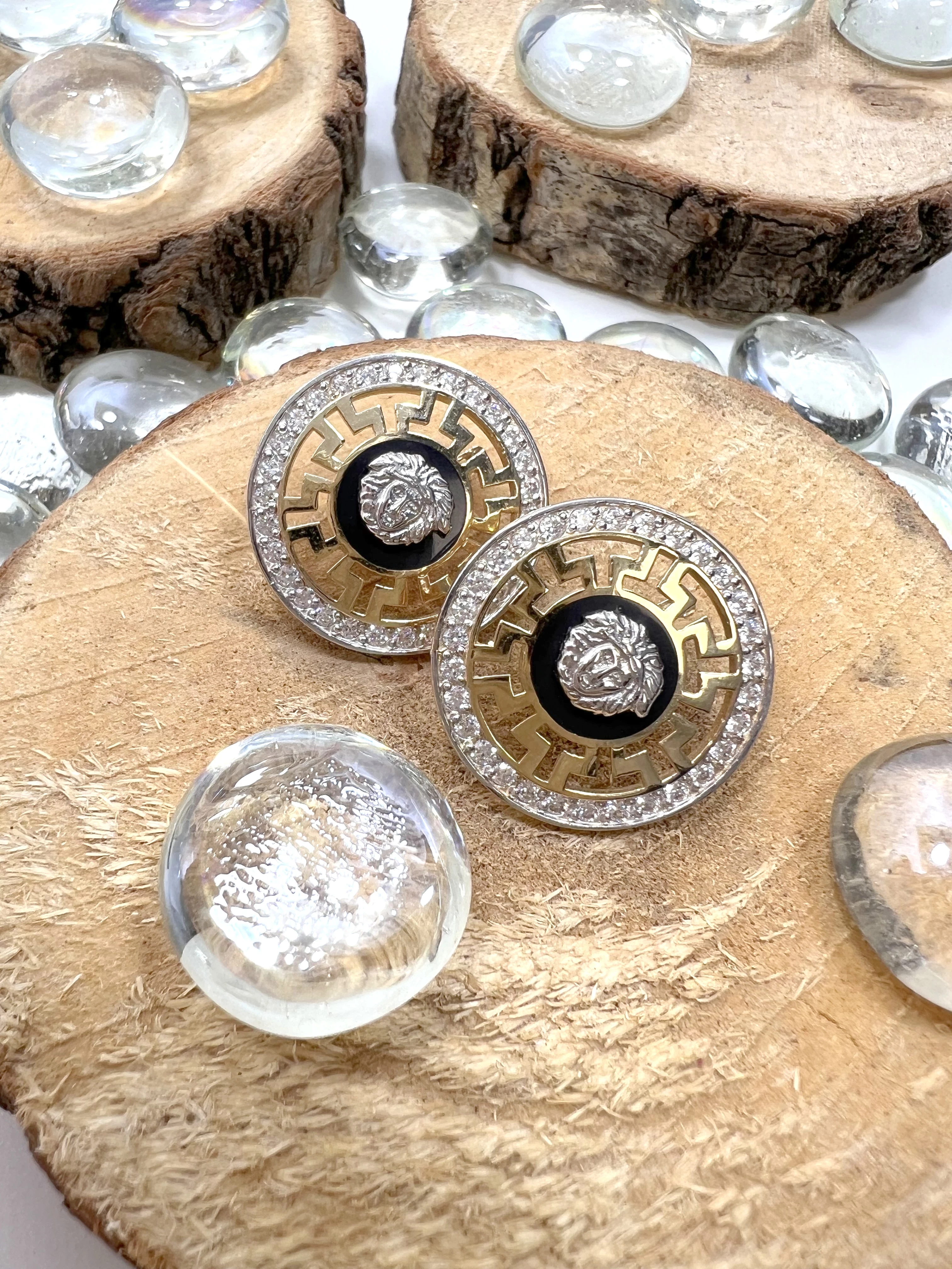 okazale-zlote-kolczyki-versace-ang-zapiecie-14kt-material-zloto