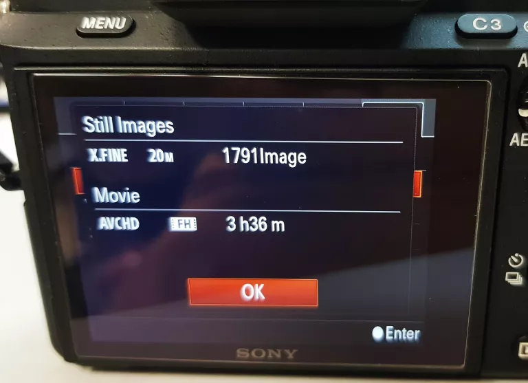 APARAT SONY A7 II ILCE-7M2 + SONY FE 1.8/50