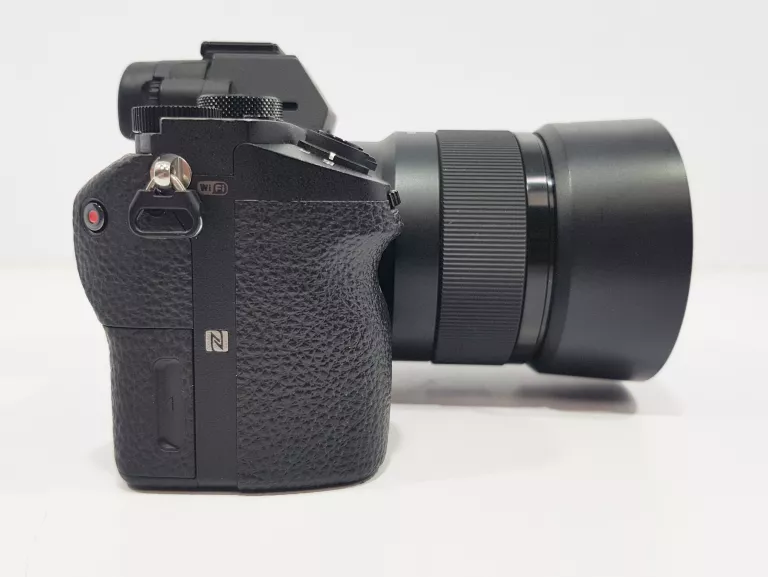 APARAT SONY A7 II ILCE-7M2 + SONY FE 1.8/50