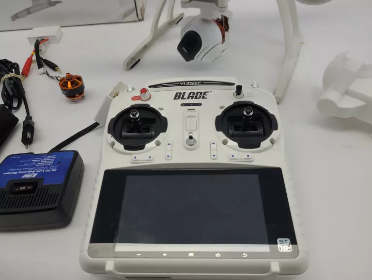DRON BLADE CHROMA CAMERA DRONE 4K PILOT
