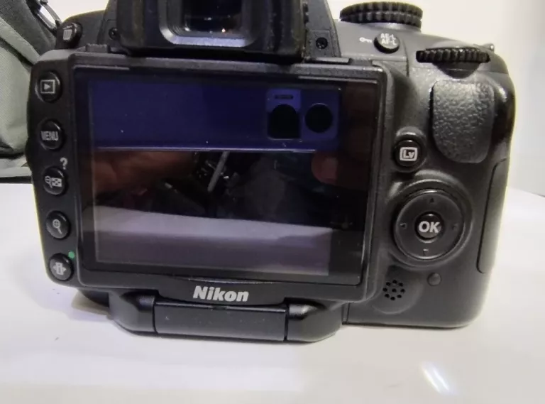 APARAT NIKON D 5000