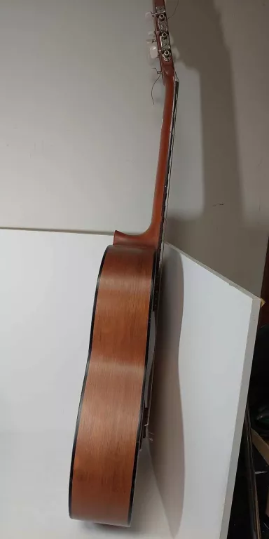 GITARA YAMAHA C30M