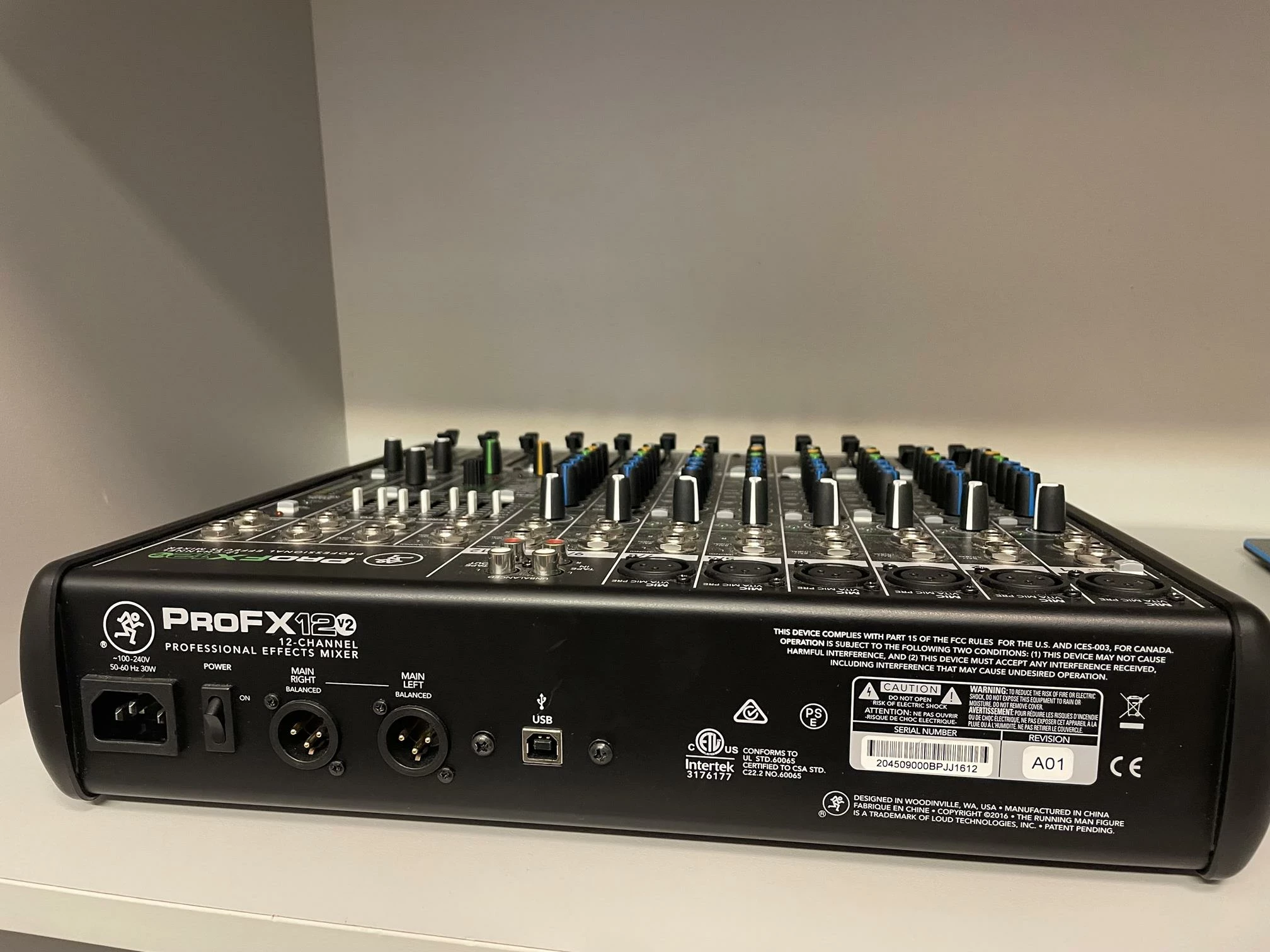 mikser-mackie-pro-fx-12-v2-model-profx-v3