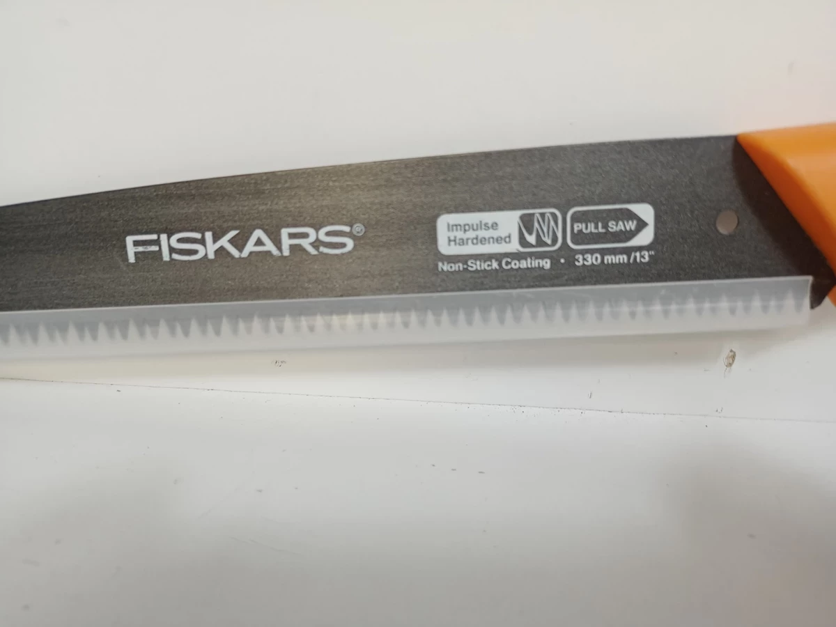 fiskars-pila-ze-stalym-ostrzem-330mm-sw84-1001620-stan-uzywany