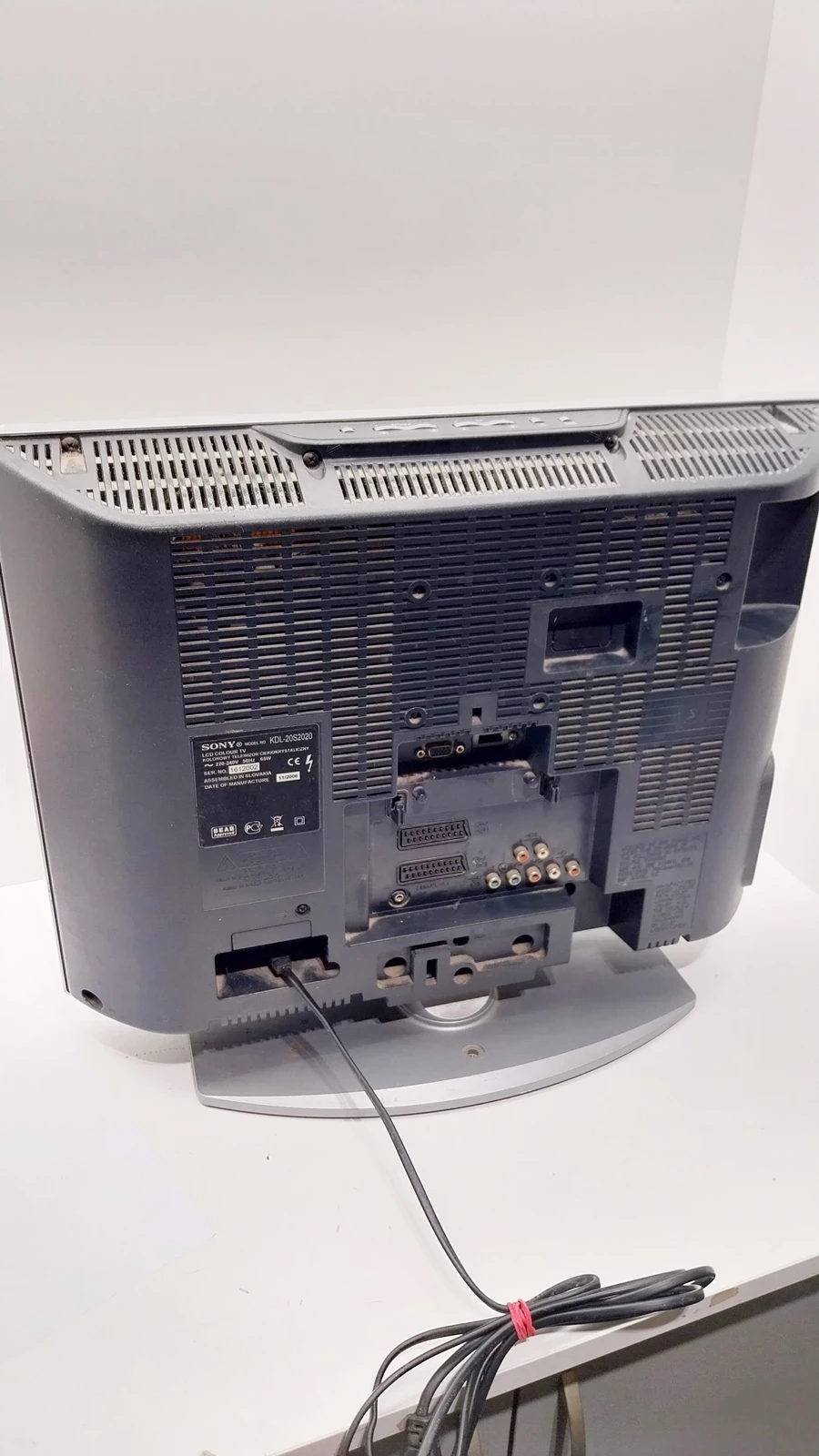 telewizor-sony-bravia-kdl-20s2020-pilot-stan-uzywany