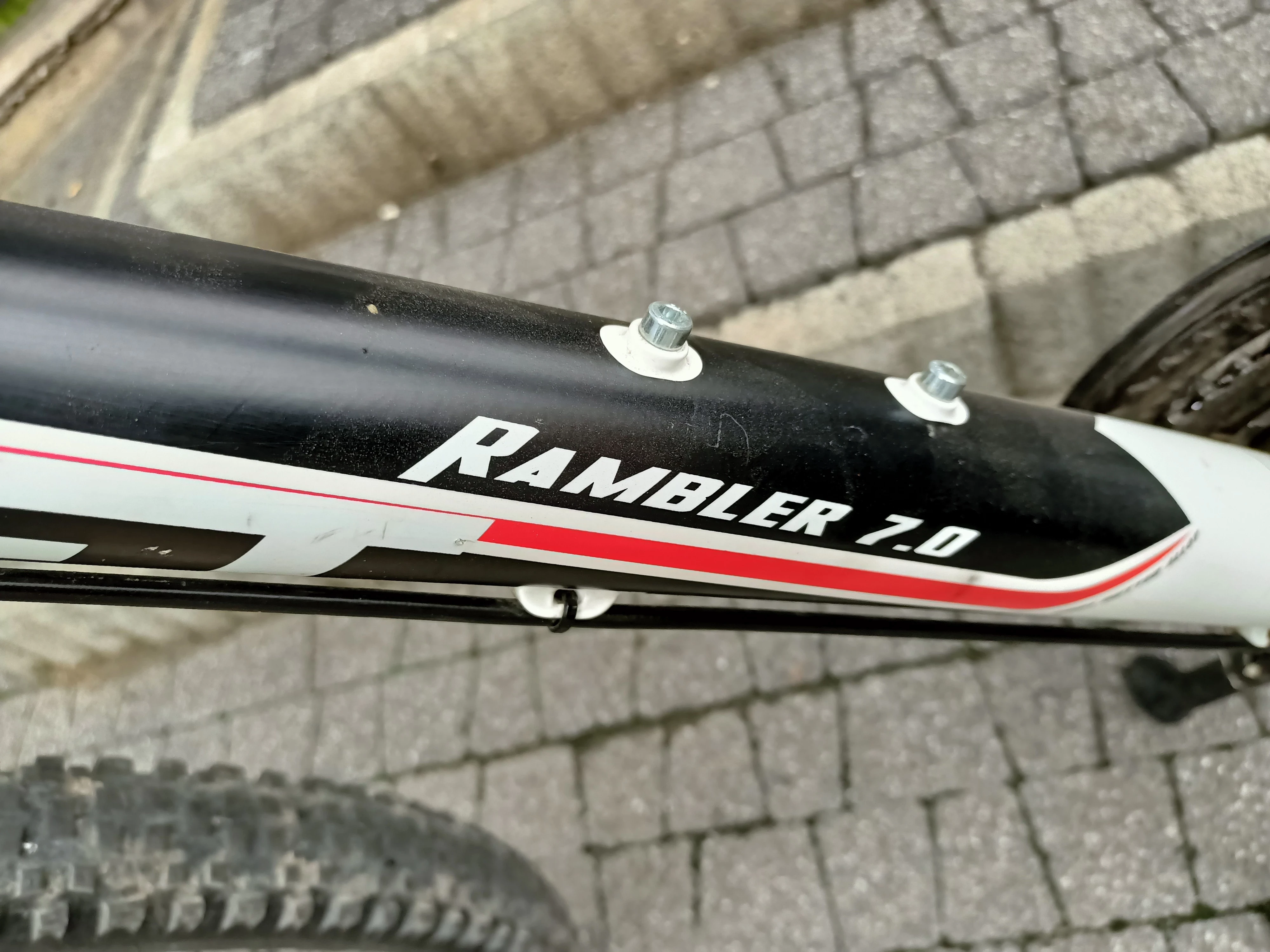 rower-romet-rambler-70-rama-21-cali-rozmiar-kola-26