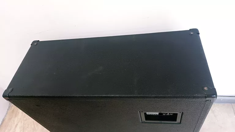 KOLUMNA GITAROWA LANEY LX412A