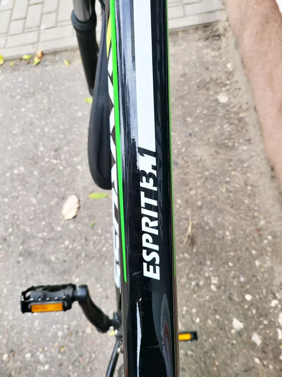 ROWER KROSS ESPRIT 3.1 RAMA S KOŁA 29" + GW