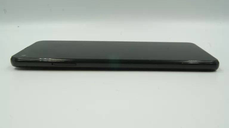 SMARTFON MOTOROLA ONE VISION KOMPLET