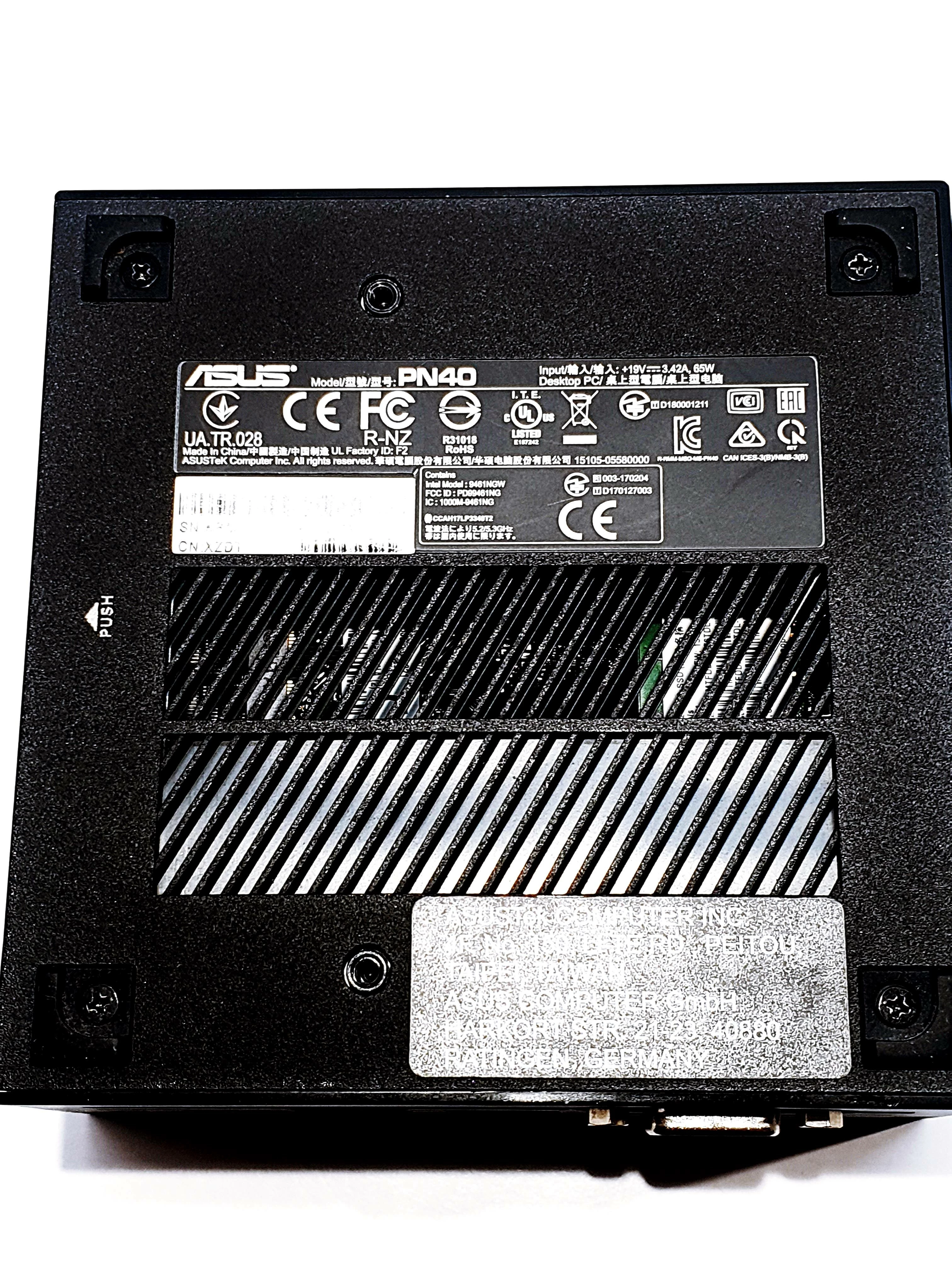 KOMPUTER ASUS MINI PC PN40 N4100 8GB/64GB Komputery stacjonarne