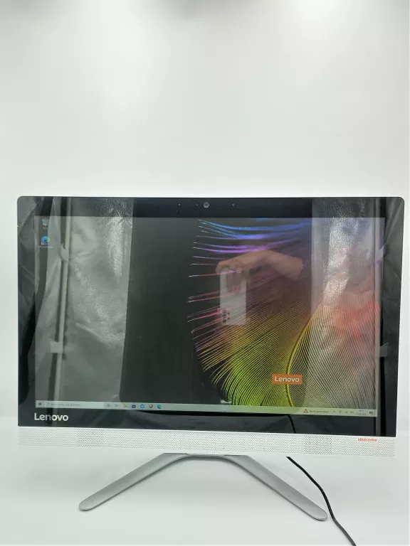 KOMPUTER LENOVO IDEACENTRE AIO 300-22ISU