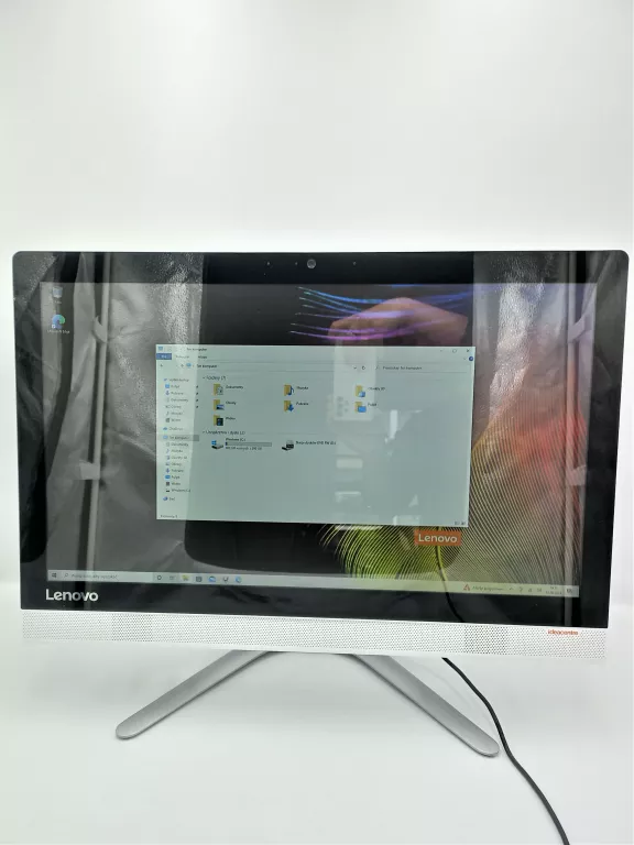 KOMPUTER LENOVO IDEACENTRE AIO 300-22ISU