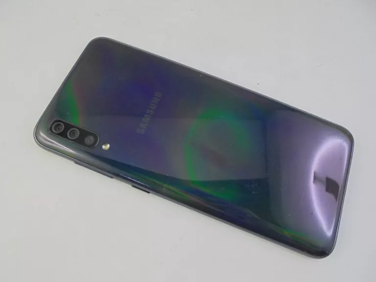 samsung-galaxy-a70-przekatna-ekranu-67