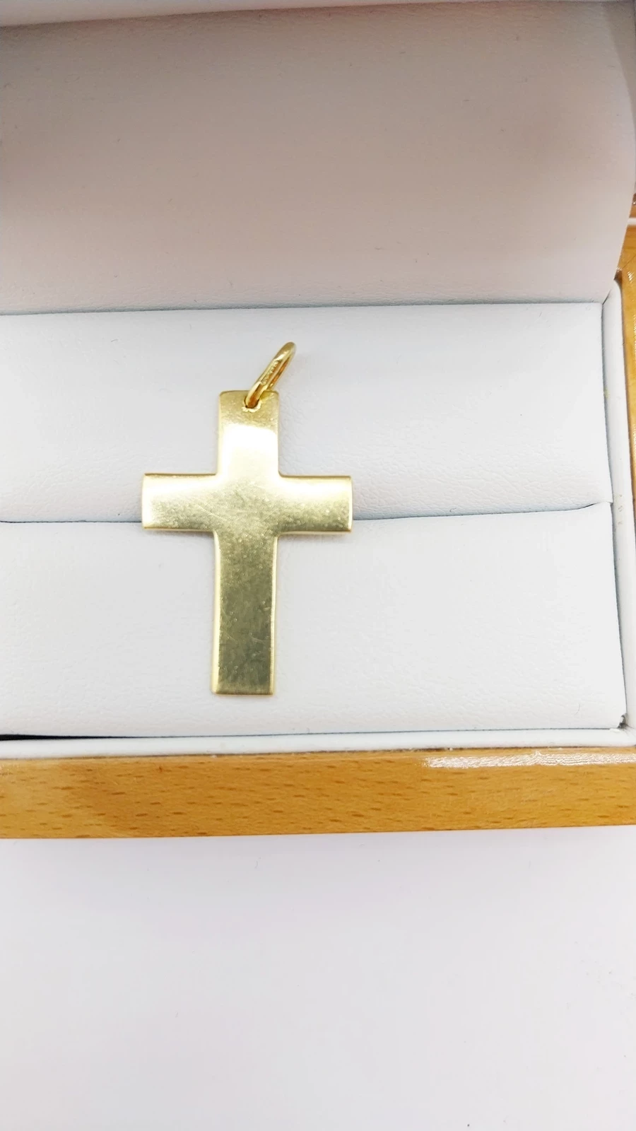 zloty-krzyzyk-750-385-g-marka-bez-marki