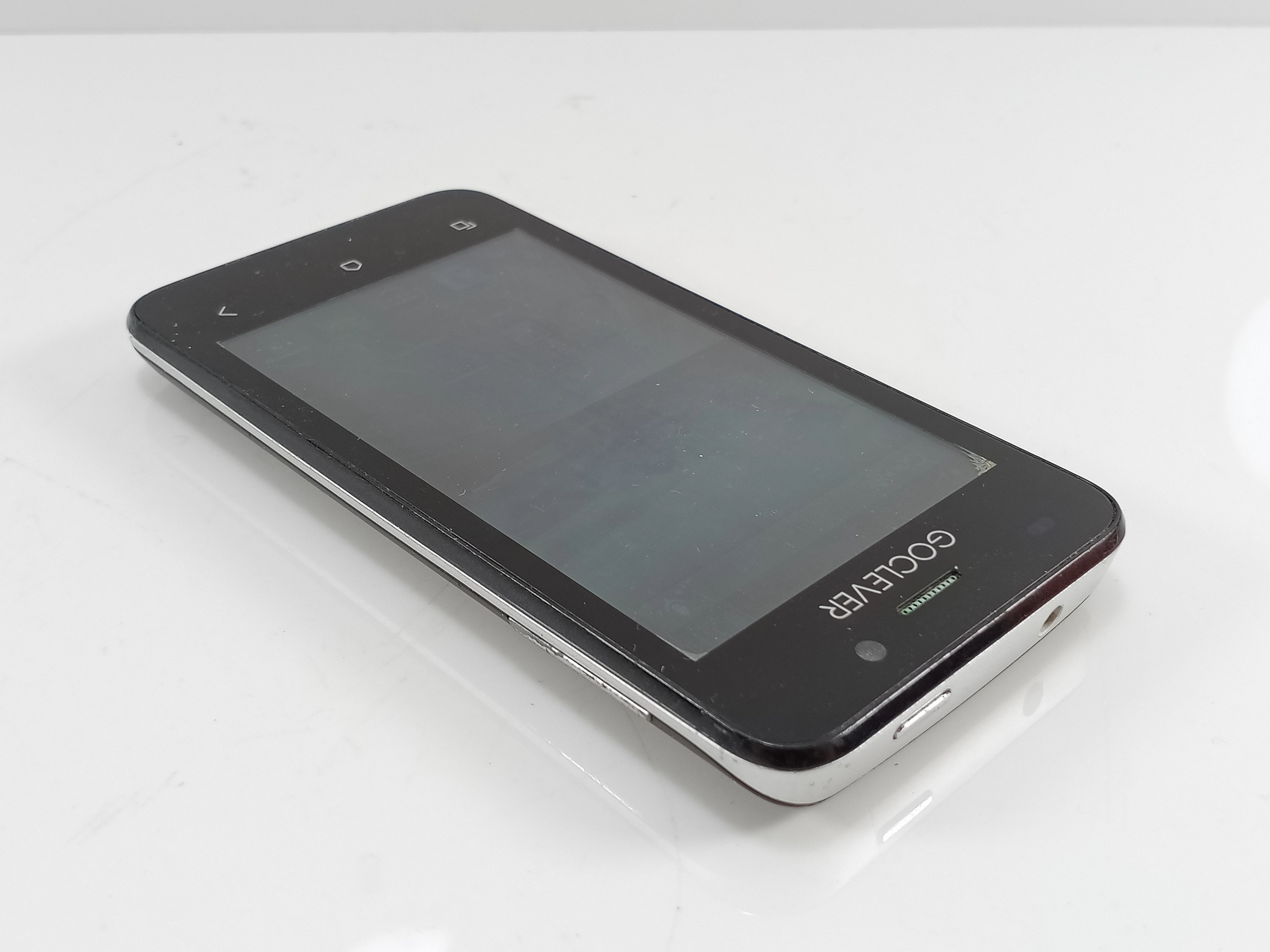 telefon-goclever-quantum-4-4gb-stan-uzywany