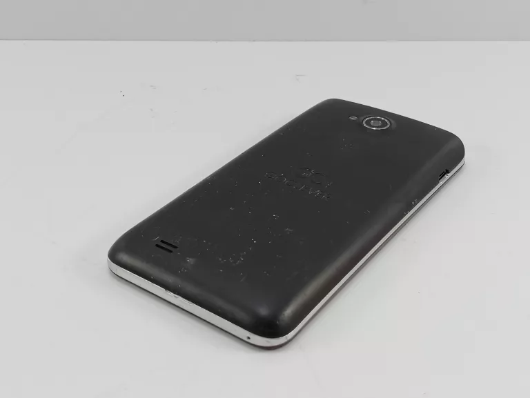 telefon-goclever-quantum-4-4gb-typ-smartfon