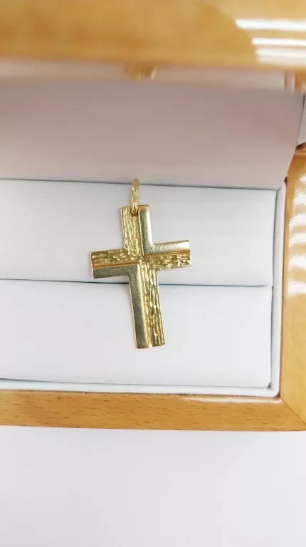 zloty-krzyzyk-750-385-g-stan-uzywany