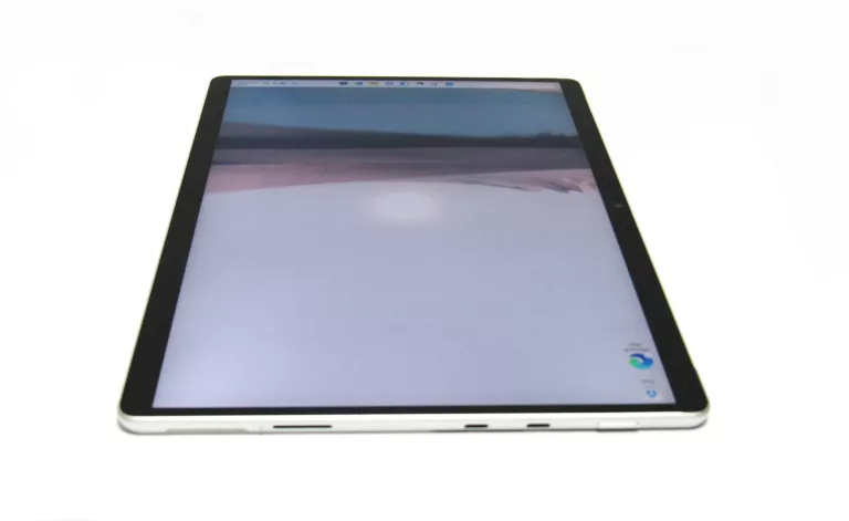 LAPTOP/TABLET SURFACE PRO 8