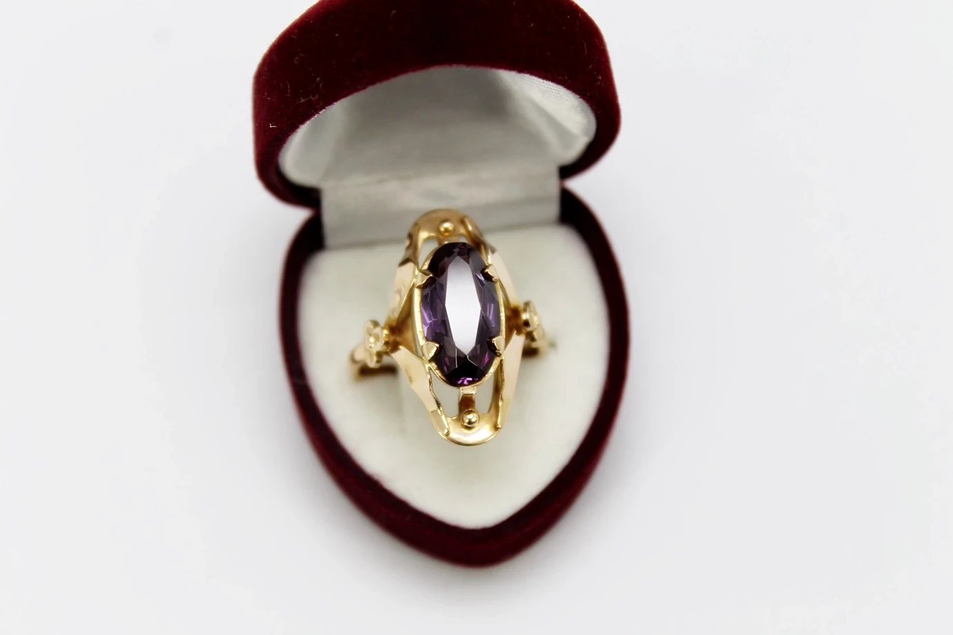 zloty-pierscionek-ametyst-retro-585-544g-r20-stan-uzywany