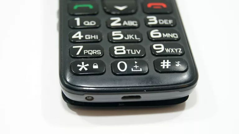 telefon-overmax-vertis-1820-easy-na-czesci-stan-uzywany