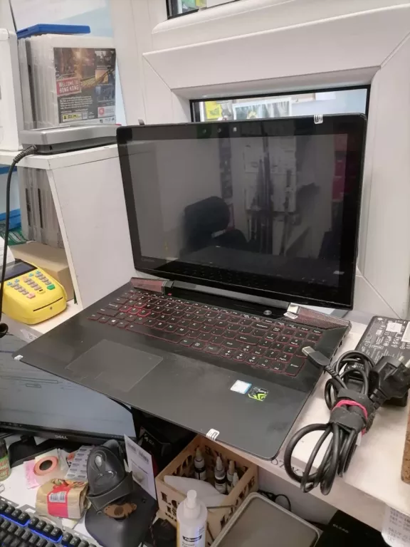 LAPTOP LENOVO IDEAPAD Y700-15ISK/I5/8GB RAM/WIN10