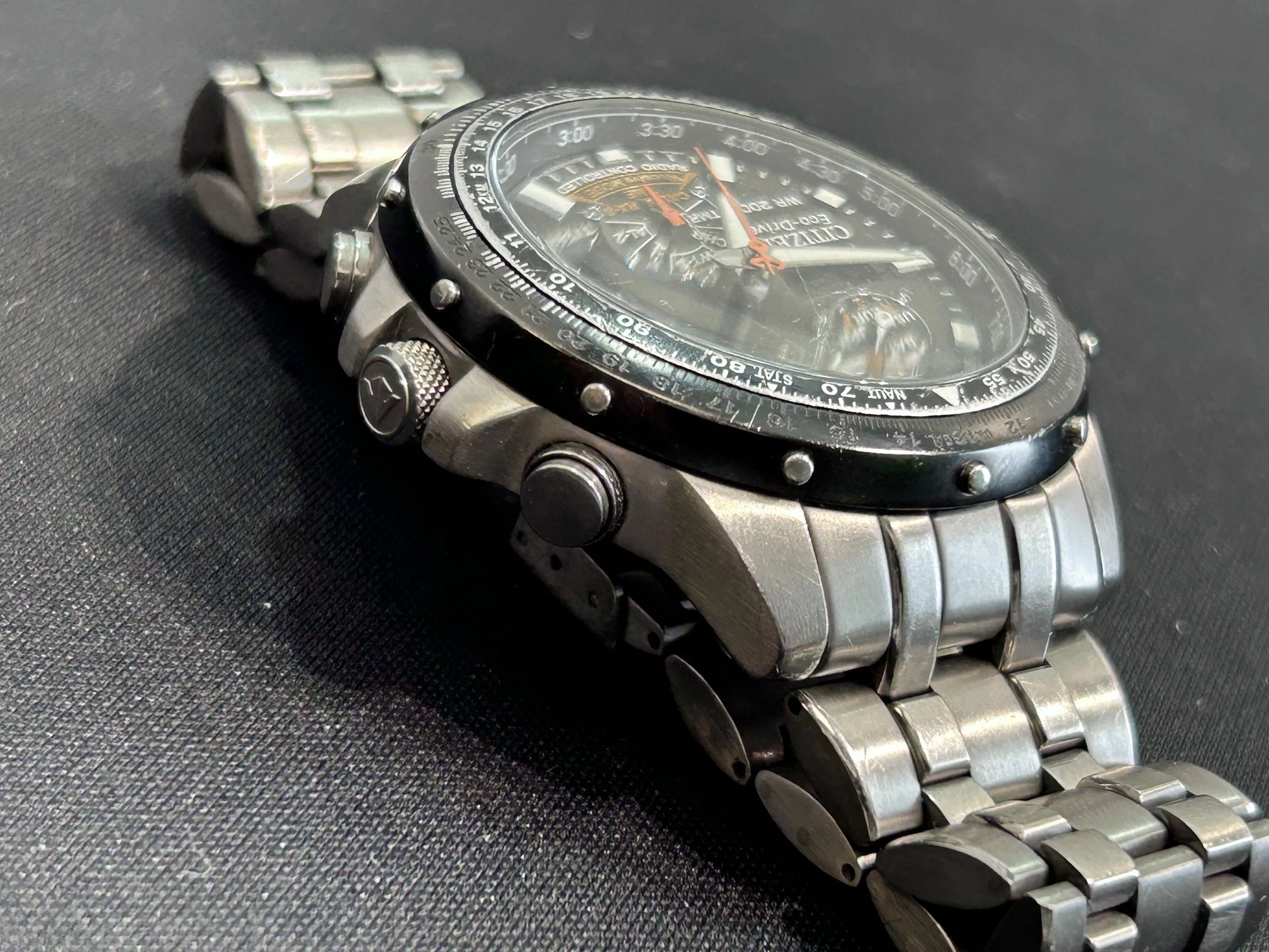 zegarek-citizen-eco-drive-jy0010-50e-ksztalt-koperty-129223-2