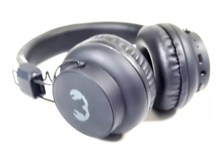 sluchawki-bt-fresh-n-rebel-3ahp200bl-v1-003-marka-fresh-n-rebel