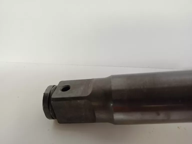 klucz-pneumatyczny-udarowy-tagred-ta825-5000-nm-marka-tagred