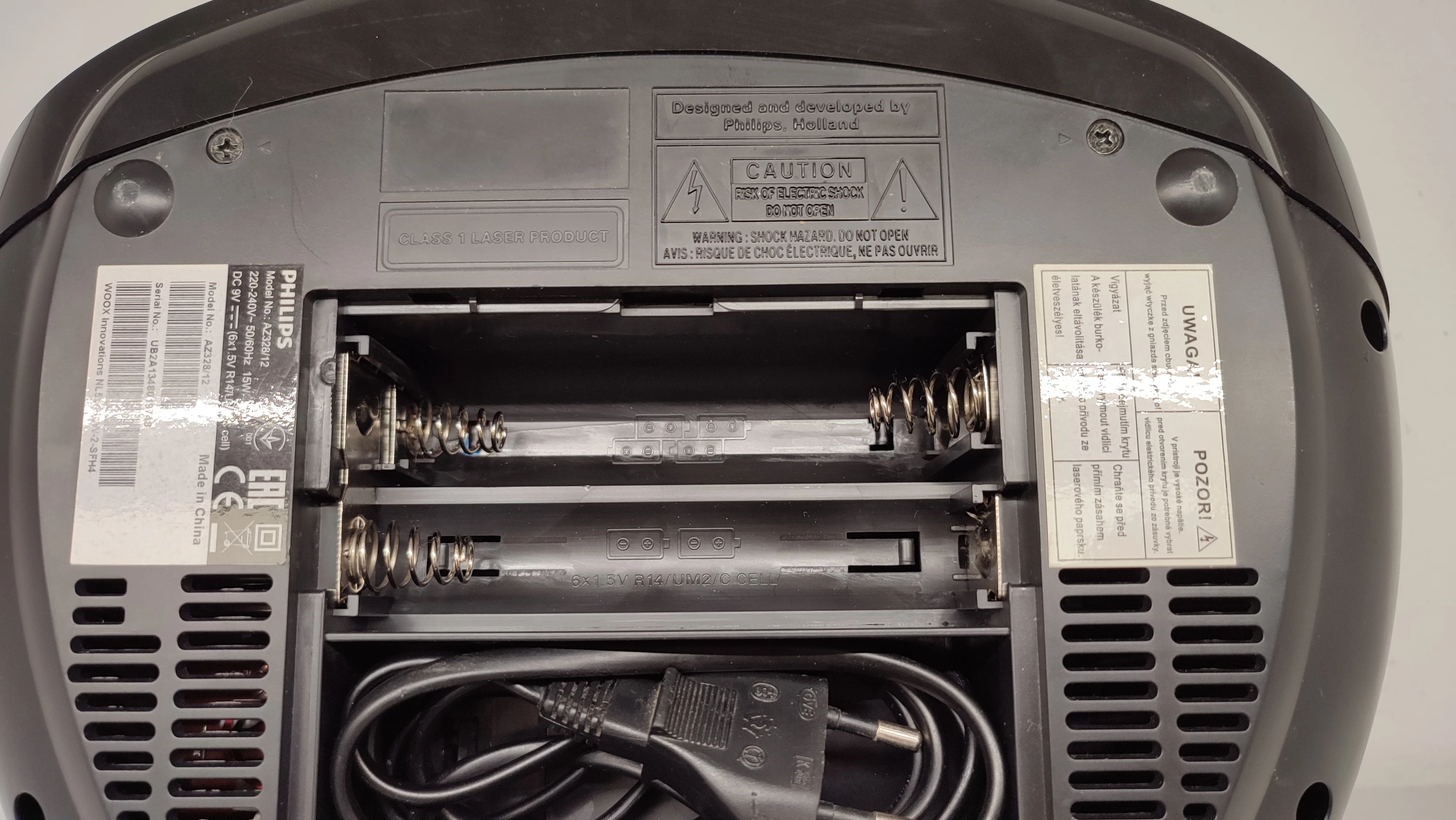 magnetofon-philips-az328-marka-philips