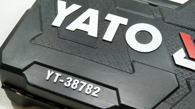 PRAKTYCZNY ZESTAW KLUCZY YATO YT-38782