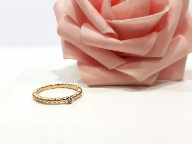 delikatny-zloty-pierscionek-z-cyrkonia-pr585-rodzaj-2205-2