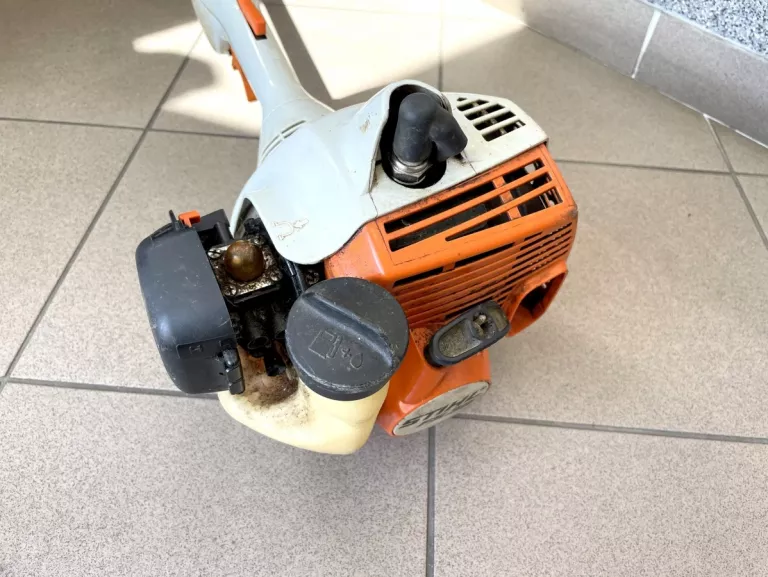 KOSA SPALINOWA STIHL FS 38 (GŁÓWKA BRAK POKRĘTŁĄ)