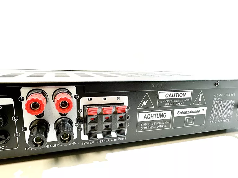 WZMACNIACZ DO KARAOKE AV- 130