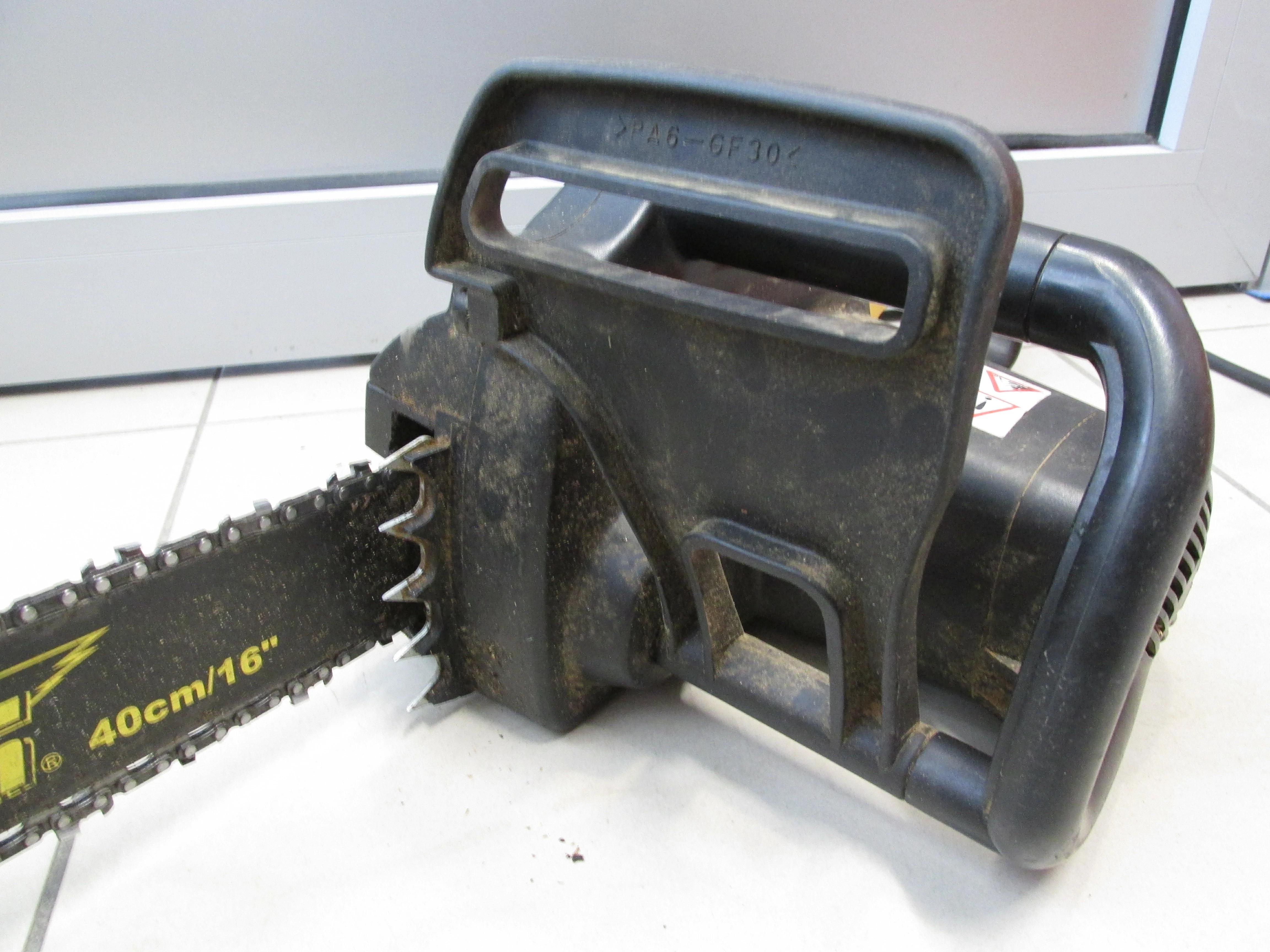 pila-lancuchowa-elektryczna-talon-ac210716-zasilanie-sieciowe