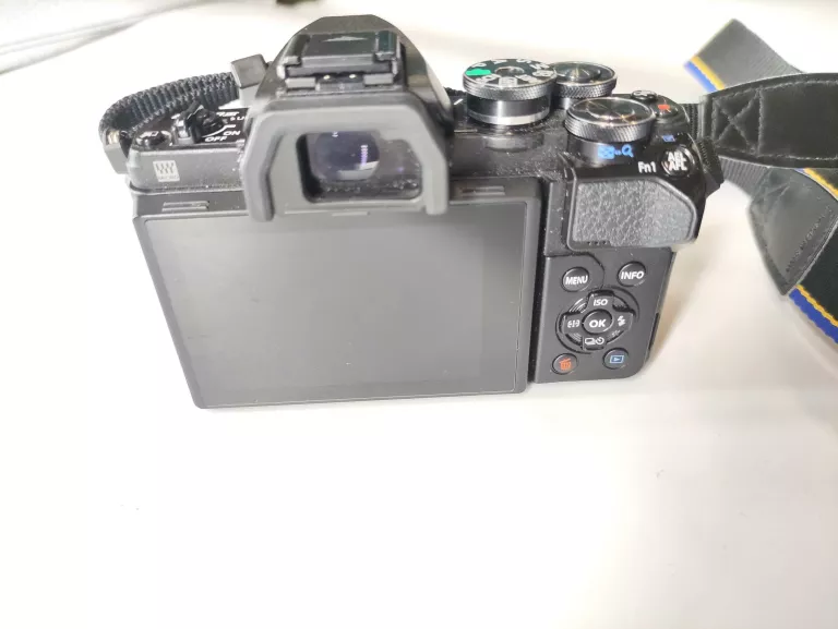 APARAT OLYMPUS OM-D E-M10 MARK III