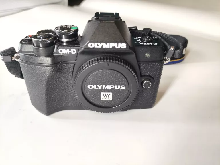 APARAT OLYMPUS OM-D E-M10 MARK III