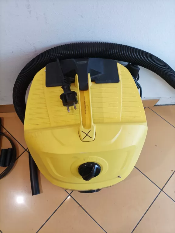 ODKURZACZ KARCHER WD4 USZKODZONY