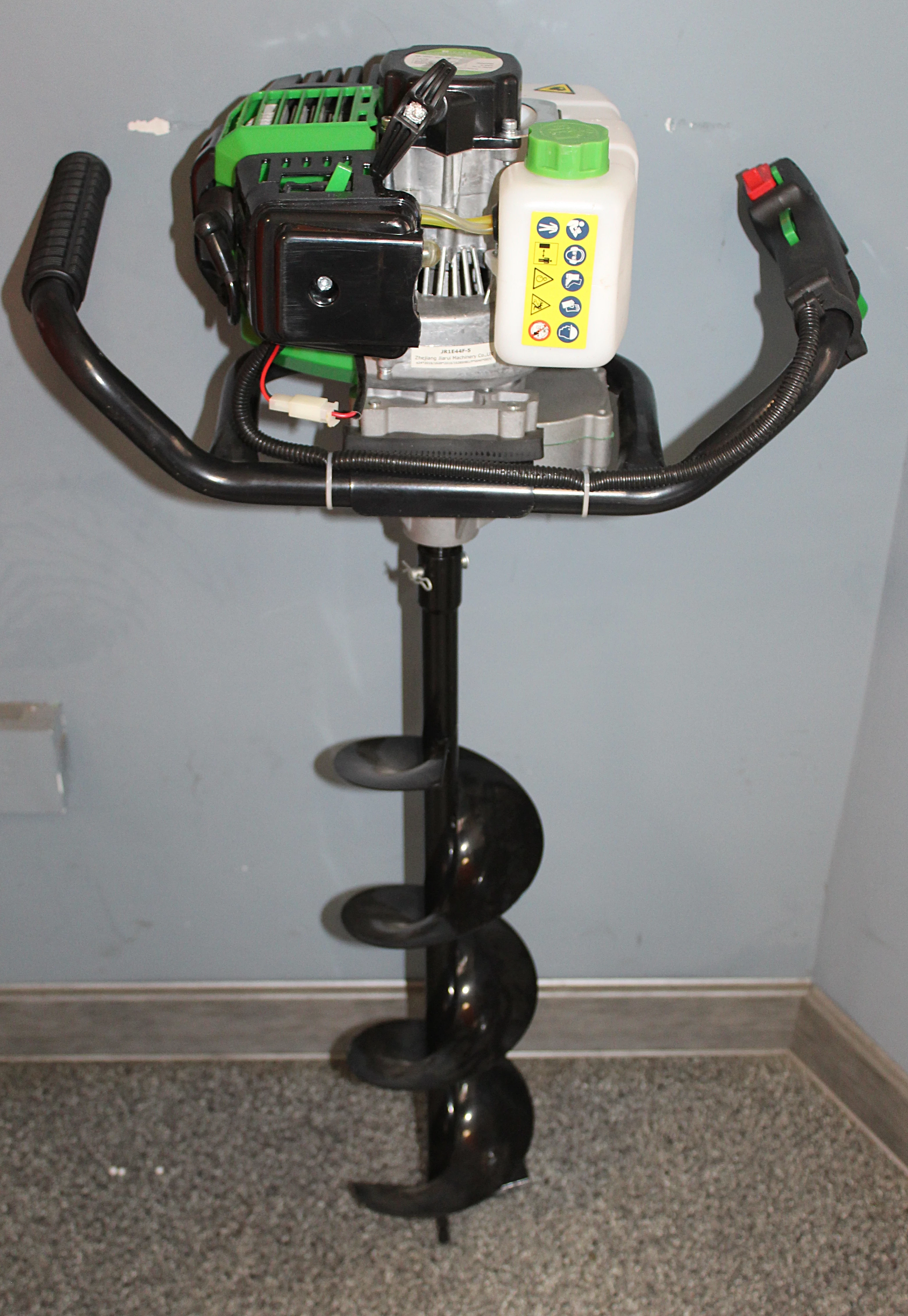 wiertak-do-ziemi-zipper-zi-elb70-1500w-12l-glogowska-160-poznan