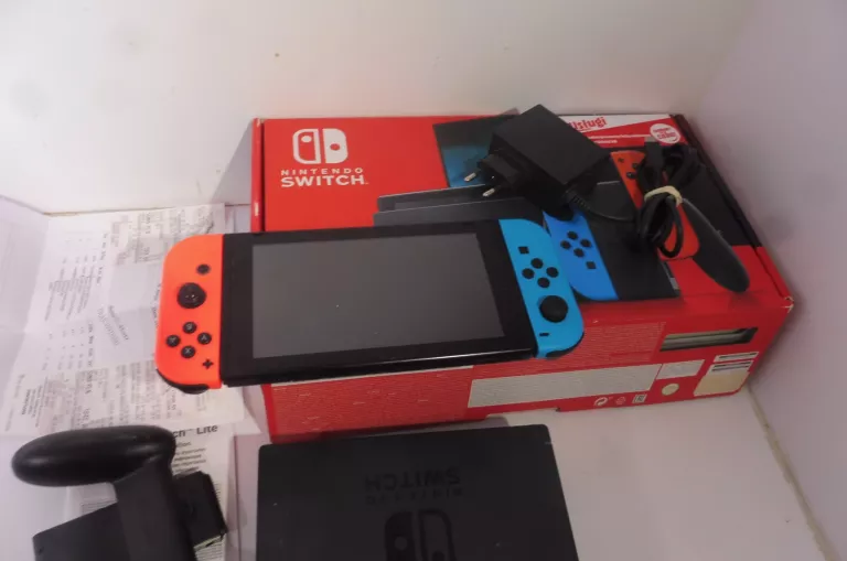 KONSOLA NINTENDO SWITCH