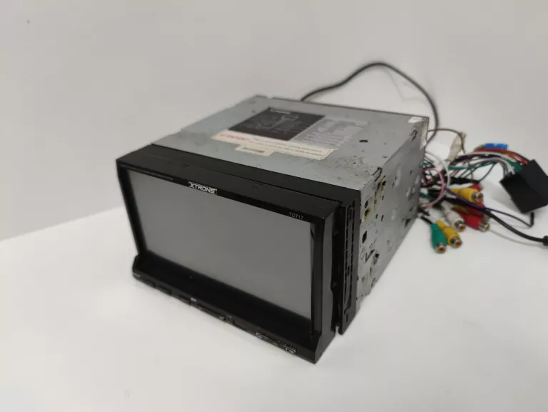 RADIO XTRONS TD717