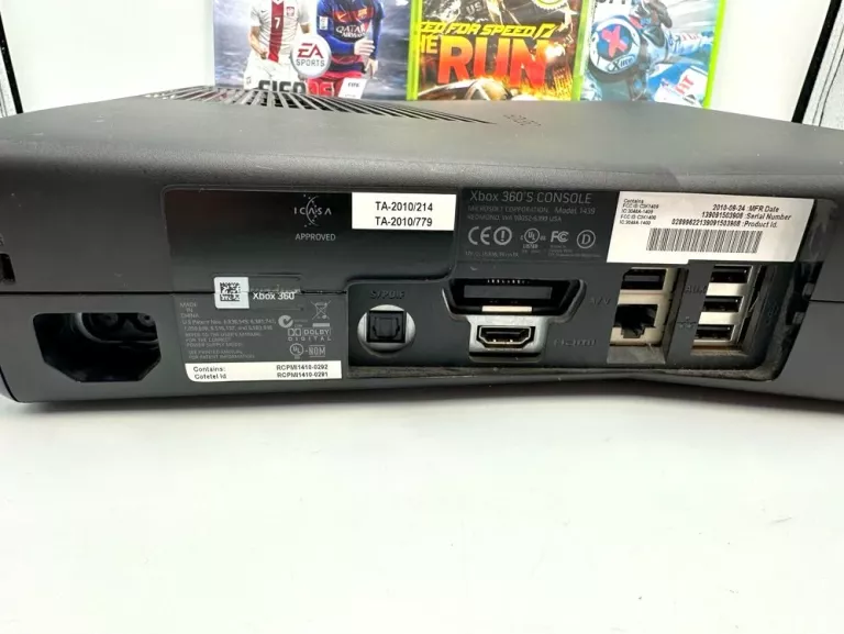 KONSOLA MICROSOFT XBOX 360 SLIM 250 GB