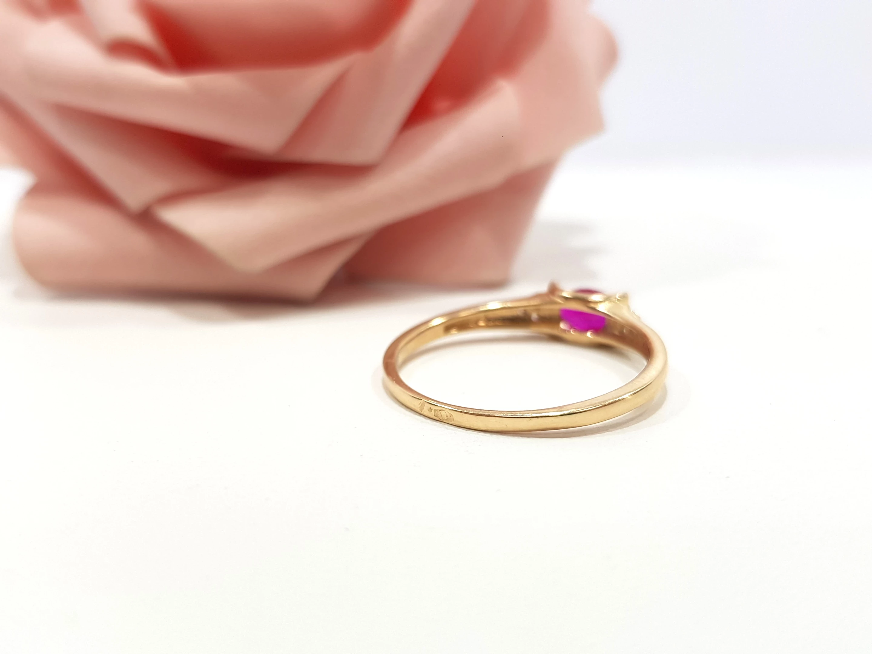 sliczny-pierscionek-z-czerwonym-oczkiem-pr585-190g-rozmiarsrednica-wew-mm-372-18