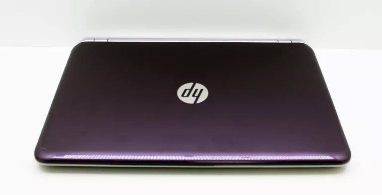 LAPTOP HP PAVILION 15 15,6" AMD A8 8 GB / 256 GB