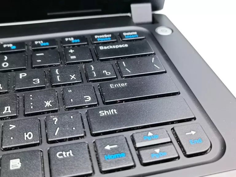 DELL VOSTRO 14-5480 I3/4GB RAM/128GB SSD