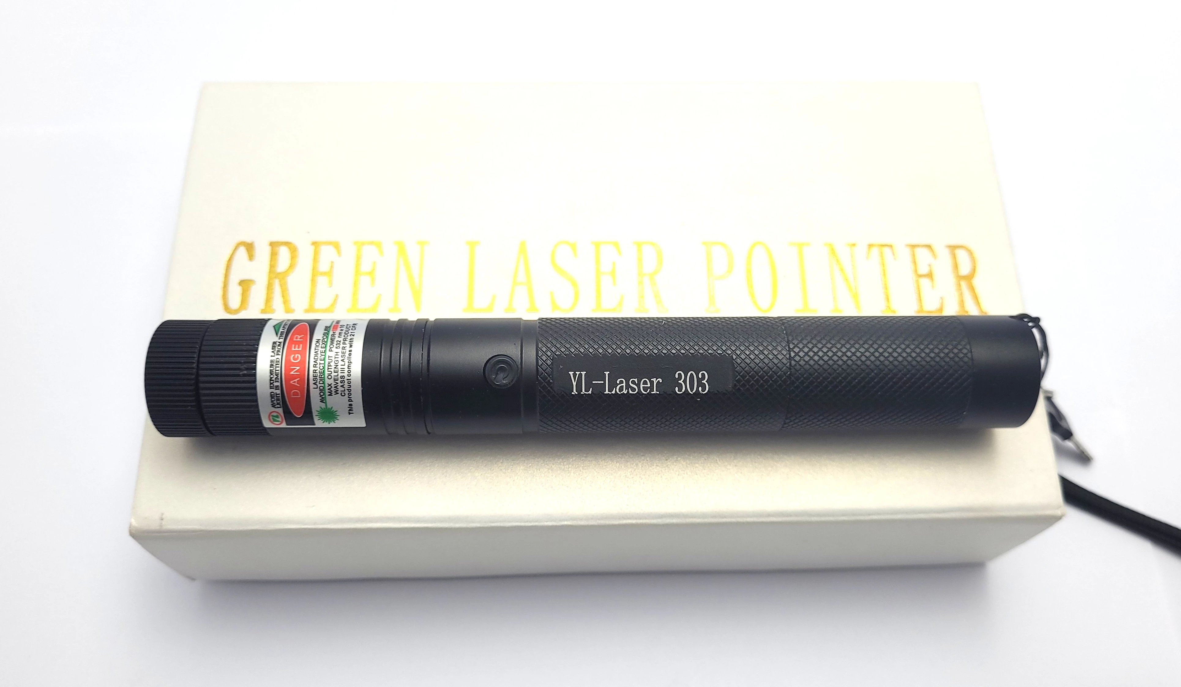 green-laser-pointer-yl-laser-303-stan-uzywany
