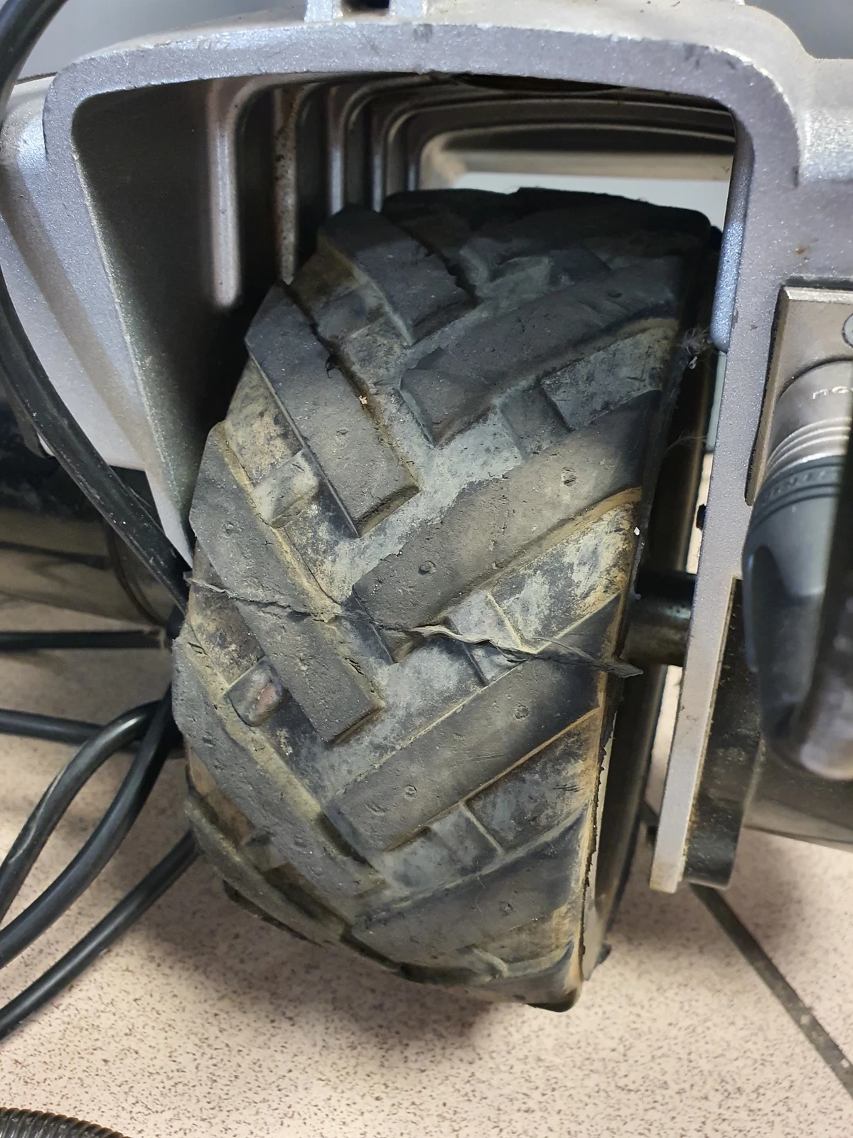 kolo-podporowe-naped-przyczepy-mini-mover-gen-ii-numer-katalogowy-czesci-1222437