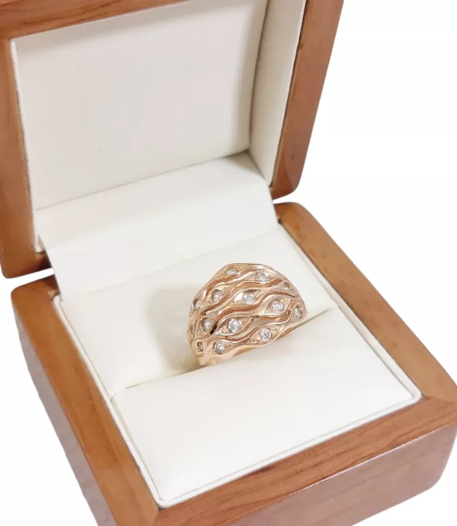 OKAZAŁY ZŁOTY PIERŚCIONEK # 585 4,48G R11